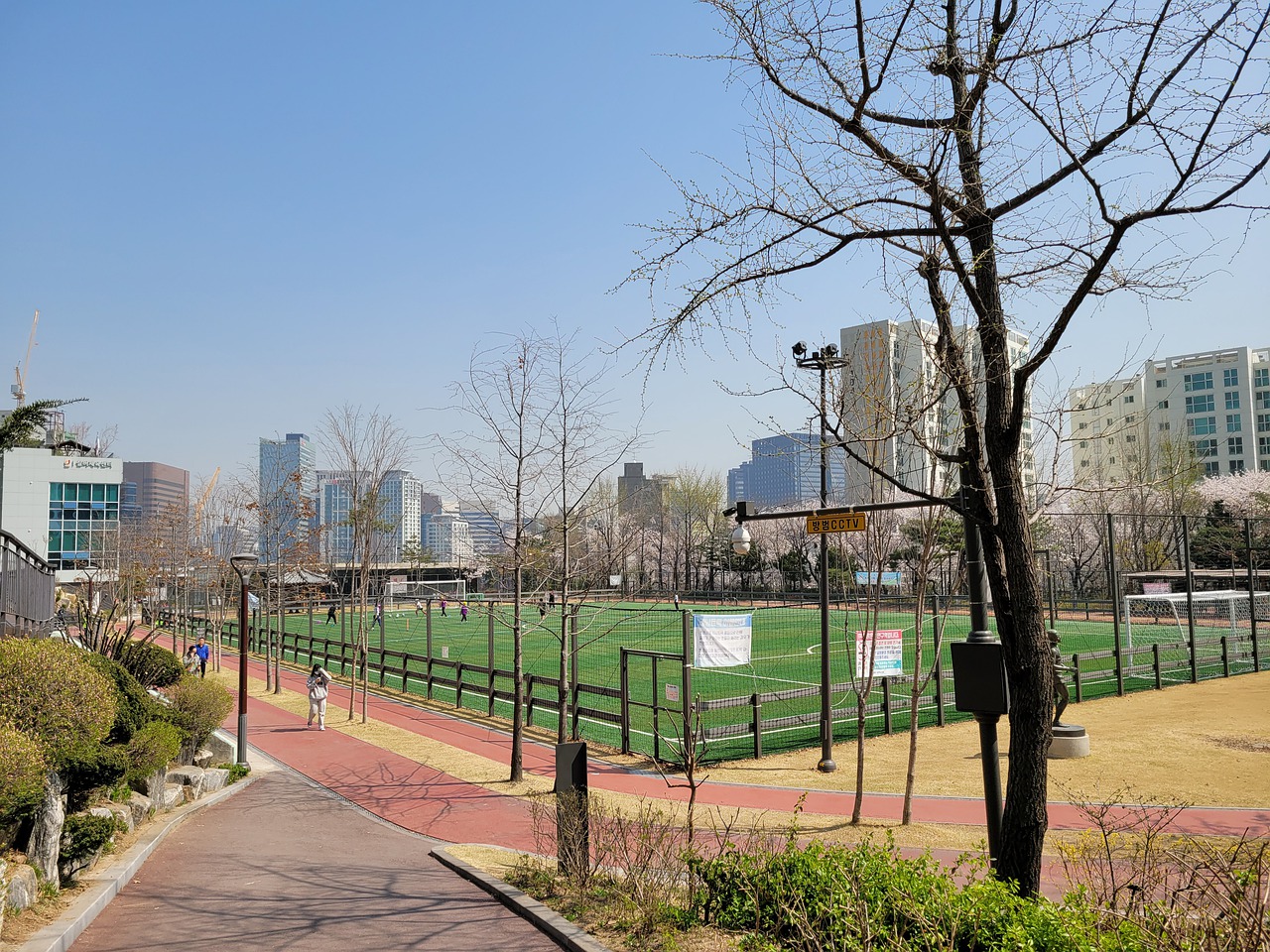 作为一名杰 作为一名杰