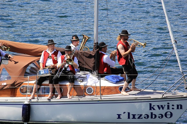 他们再次聚 他们再次聚